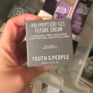 Youth to the people future cream 2 oz